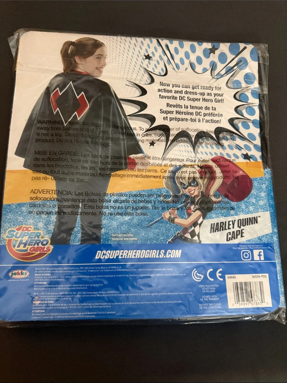 New dc super hero girls Harley Quinn Black & Red Cape fits sizes 4-6x